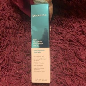 Proactiv MD Daily Oil Control Moisturizer SPF 30 New in Box 1.5 fl oz